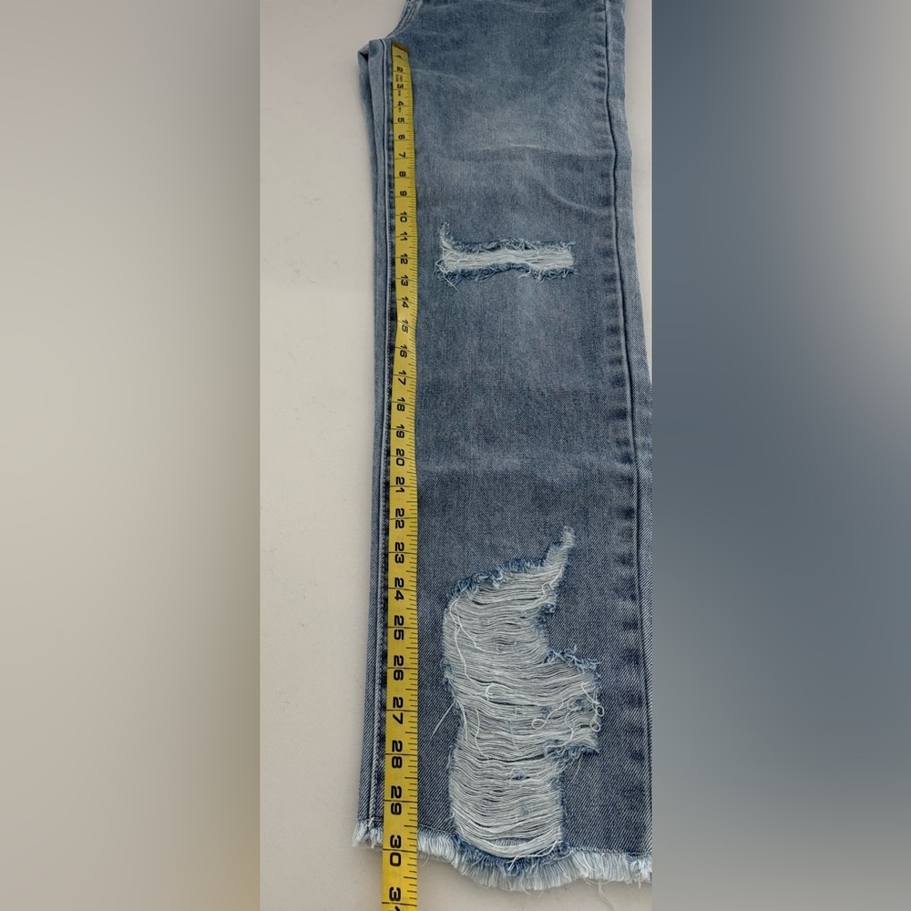 NET! Dance Marvel Distressed Jeans - Picture 9 of 9